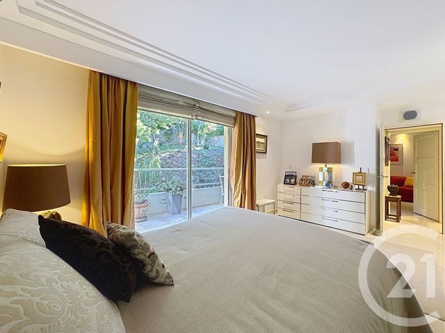 Appartement F4 &agrave; vendre - 4 pi&egrave;ces - 133,03 m2 - Cannes - 06 - PROVENCE-ALPES-COTE-D-AZUR