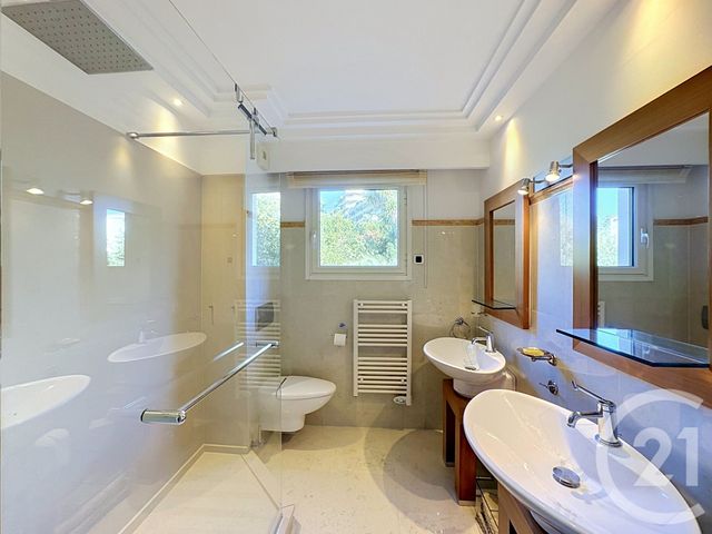 Appartement F4 &agrave; vendre - 4 pi&egrave;ces - 133,03 m2 - Cannes - 06 - PROVENCE-ALPES-COTE-D-AZUR