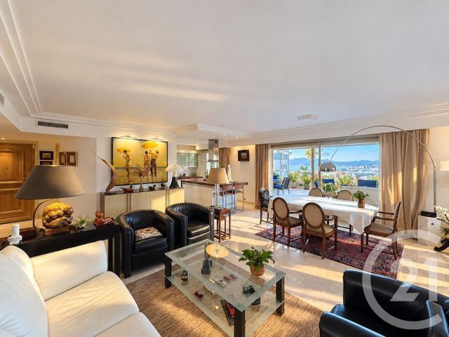 Appartement F4 &agrave; vendre - 4 pi&egrave;ces - 133,03 m2 - Cannes - 06 - PROVENCE-ALPES-COTE-D-AZUR
