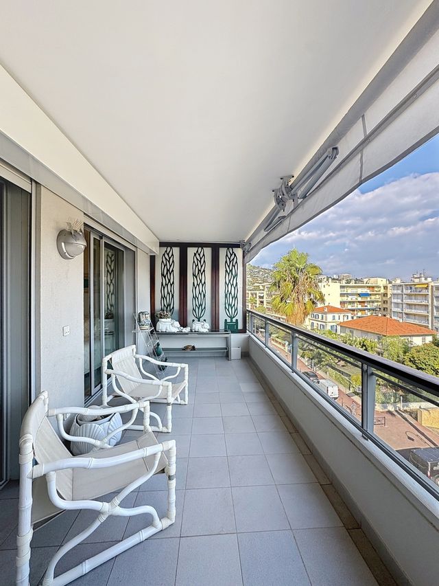 Appartement F3 à vendre - 3 pièces - 89 m2 - Cannes - 06 - PROVENCE-ALPES-COTE-D-AZUR