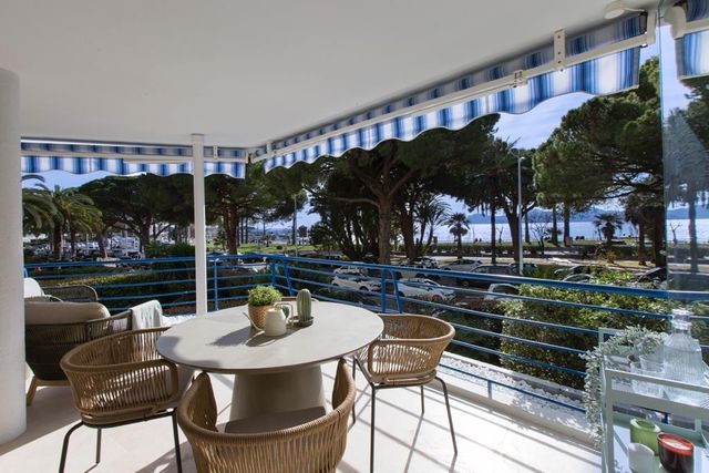Appartement F3 à vendre - 3 pièces - 80,04 m2 - Cannes - 06 - PROVENCE-ALPES-COTE-D-AZUR
