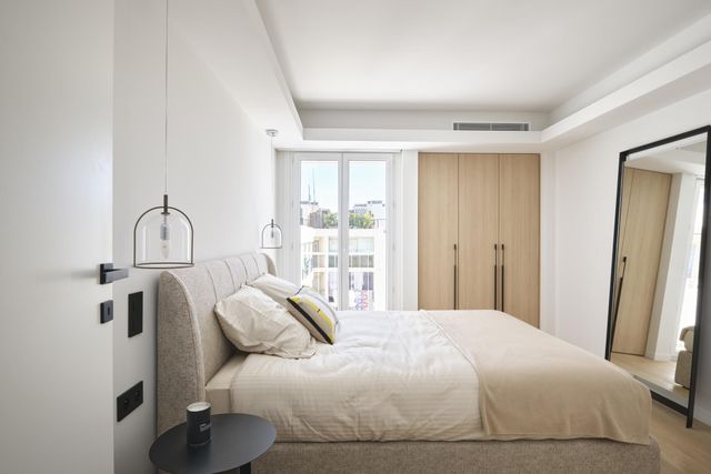 Appartement F4 &agrave; vendre - 4 pi&egrave;ces - 110 m2 - Cannes - 06 - PROVENCE-ALPES-COTE-D-AZUR