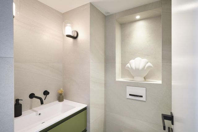 Appartement F4 &agrave; vendre - 4 pi&egrave;ces - 110 m2 - Cannes - 06 - PROVENCE-ALPES-COTE-D-AZUR