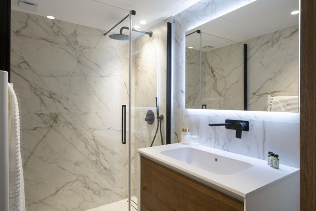 Appartement F4 &agrave; vendre - 4 pi&egrave;ces - 90 m2 - Cannes - 06 - PROVENCE-ALPES-COTE-D-AZUR