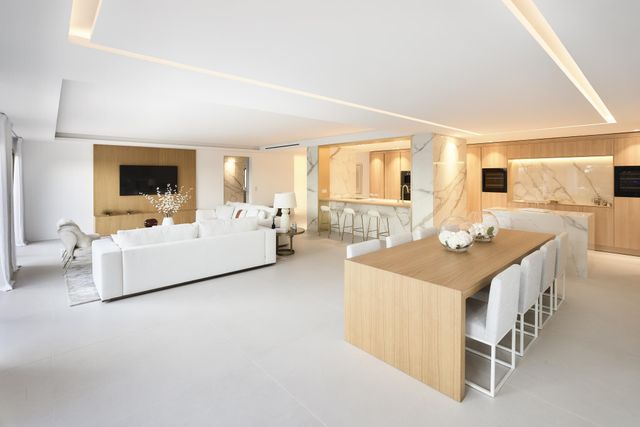 Appartement F5 à vendre - 5 pièces - 330 m2 - Cannes - 06 - PROVENCE-ALPES-COTE-D-AZUR