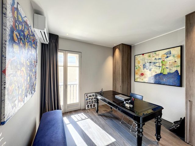 Appartement F4 à vendre - 4 pièces - 123,72 m2 - Cannes - 06 - PROVENCE-ALPES-COTE-D-AZUR