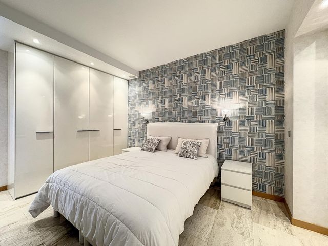 Appartement F5 &agrave; vendre - 5 pi&egrave;ces - 191,05 m2 - Cannes - 06 - PROVENCE-ALPES-COTE-D-AZUR