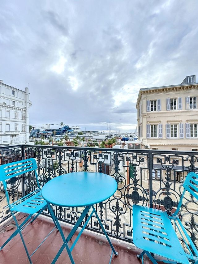 Appartement F2 &agrave; vendre - 2 pi&egrave;ces - 62,03 m2 - Cannes - 06 - PROVENCE-ALPES-COTE-D-AZUR