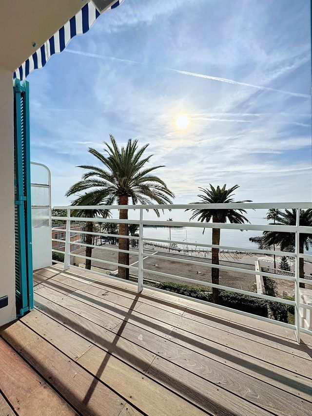 Appartement F3 à vendre - 3 pièces - 64,50 m2 - Cannes - 06 - PROVENCE-ALPES-COTE-D-AZUR