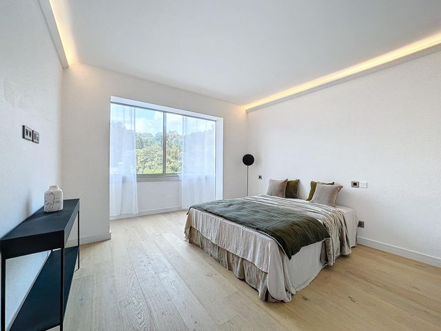 Appartement F4 &agrave; vendre - 4 pi&egrave;ces - 104,03 m2 - Cannes - 06 - PROVENCE-ALPES-COTE-D-AZUR