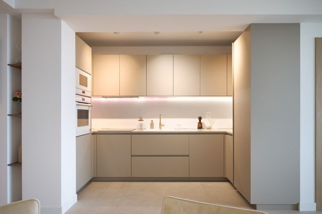 Appartement F4 à vendre - 4 pièces - 118 m2 - Cannes - 06 - PROVENCE-ALPES-COTE-D-AZUR