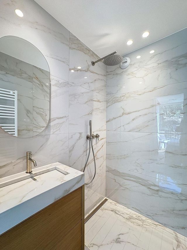 Appartement F3 à vendre - 3 pièces - 85 m2 - Cannes - 06 - PROVENCE-ALPES-COTE-D-AZUR