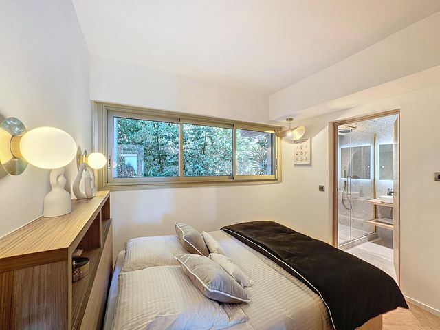 Appartement F5 à vendre - 5 pièces - 121,23 m2 - Cannes - 06 - PROVENCE-ALPES-COTE-D-AZUR