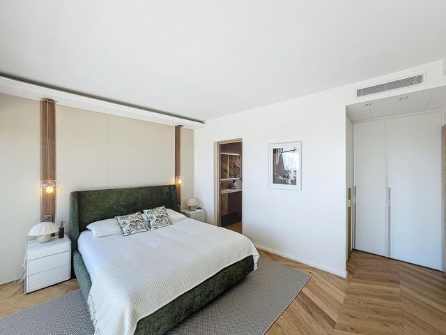 Appartement F5 à vendre - 5 pièces - 121,23 m2 - Cannes - 06 - PROVENCE-ALPES-COTE-D-AZUR