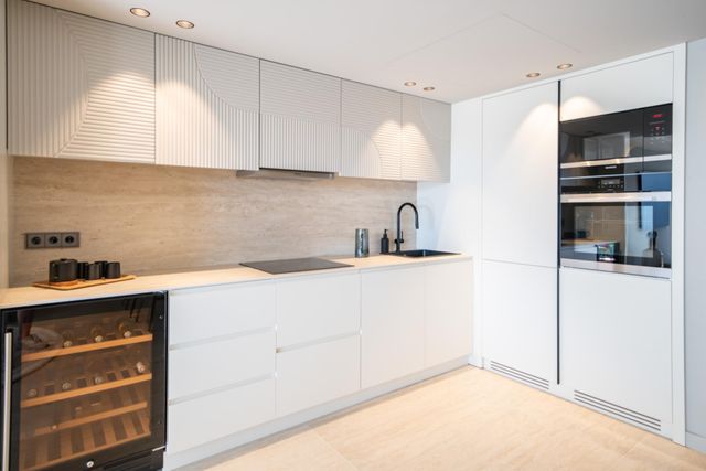 Appartement F4 &agrave; vendre - 4 pi&egrave;ces - 103,27 m2 - Cannes - 06 - PROVENCE-ALPES-COTE-D-AZUR