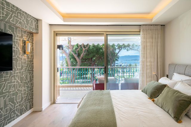 Appartement F4 &agrave; vendre - 4 pi&egrave;ces - 103,27 m2 - Cannes - 06 - PROVENCE-ALPES-COTE-D-AZUR