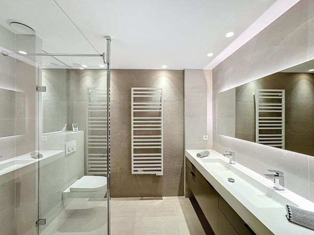 Appartement à vendre - 4 pièces - 119,03 m2 - Cannes - 06 - PROVENCE-ALPES-COTE-D-AZUR