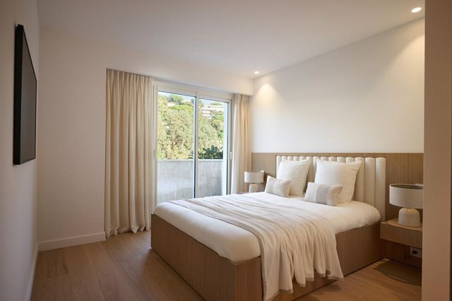Appartement F5 &agrave; vendre - 5 pi&egrave;ces - 210 m2 - Cannes - 06 - PROVENCE-ALPES-COTE-D-AZUR