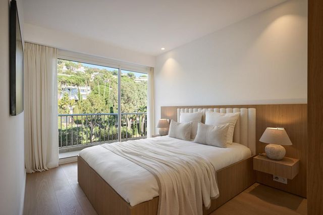 Appartement F5 &agrave; vendre - 5 pi&egrave;ces - 210 m2 - Cannes - 06 - PROVENCE-ALPES-COTE-D-AZUR