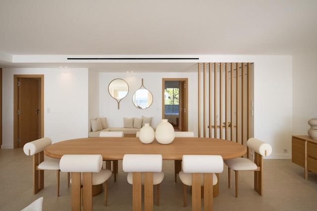 Appartement F5 &agrave; vendre - 5 pi&egrave;ces - 210 m2 - Cannes - 06 - PROVENCE-ALPES-COTE-D-AZUR