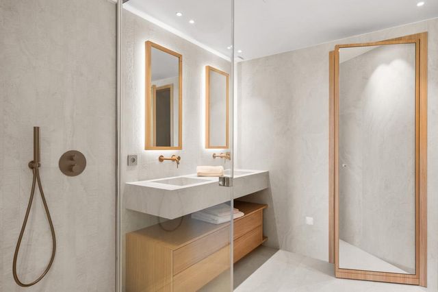 Maison à vendre - 7 pièces - 315 m2 - Cannes - 06 - PROVENCE-ALPES-COTE-D-AZUR