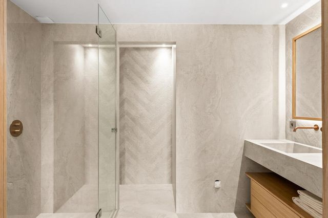 Maison à vendre - 7 pièces - 315 m2 - Cannes - 06 - PROVENCE-ALPES-COTE-D-AZUR