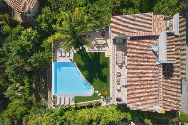 Maison à vendre - 7 pièces - 350 m2 - Cannes - 06 - PROVENCE-ALPES-COTE-D-AZUR