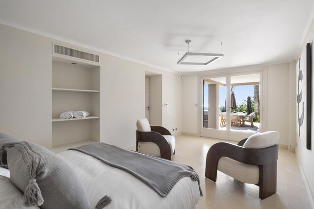 Maison à vendre - 7 pièces - 350 m2 - Cannes - 06 - PROVENCE-ALPES-COTE-D-AZUR