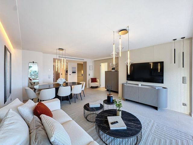 Appartement à vendre - 4 pièces - 102 m2 - Cannes - 06 - PROVENCE-ALPES-COTE-D-AZUR