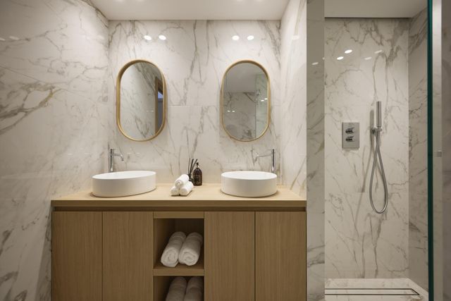 Appartement F4 à vendre - 4 pièces - 109,70 m2 - Cannes - 06 - PROVENCE-ALPES-COTE-D-AZUR