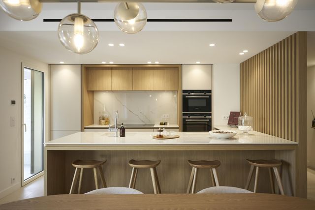 Appartement F4 à vendre - 4 pièces - 109,70 m2 - Cannes - 06 - PROVENCE-ALPES-COTE-D-AZUR