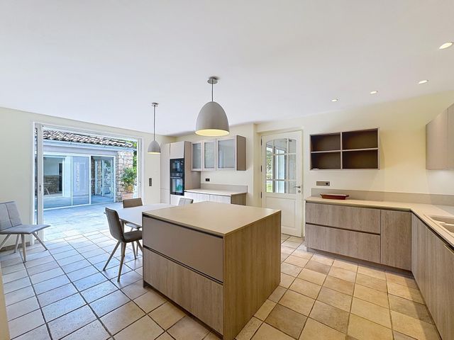 Maison &agrave; vendre - 6 pi&egrave;ces - 270 m2 - Mougins - 06 - PROVENCE-ALPES-COTE-D-AZUR