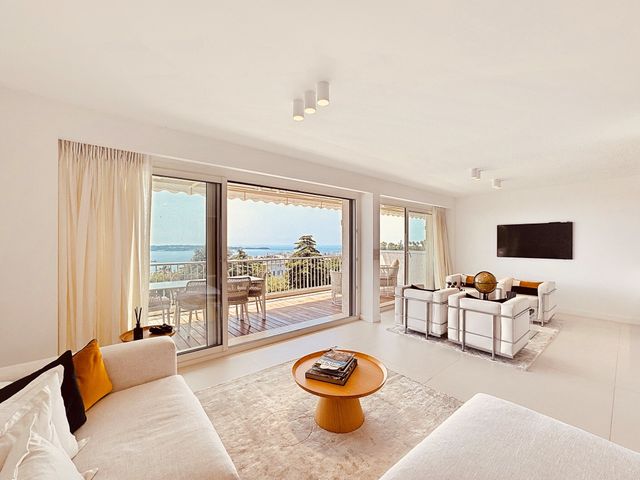 Appartement F8 &agrave; vendre - 8 pi&egrave;ces - 219,72 m2 - Cannes - 06 - PROVENCE-ALPES-COTE-D-AZUR