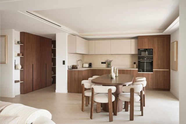 Appartement F5 à vendre - 5 pièces - 135 m2 - Cannes - 06 - PROVENCE-ALPES-COTE-D-AZUR