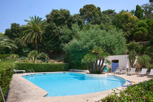 Appartement F5 à vendre - 5 pièces - 135 m2 - Cannes - 06 - PROVENCE-ALPES-COTE-D-AZUR