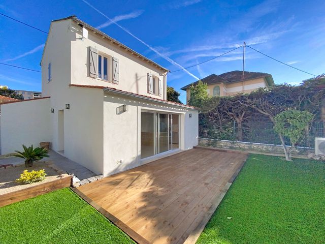 Maison à louer - 5 pièces - 106,36 m2 - Cannes - 06 - PROVENCE-ALPES-COTE-D-AZUR