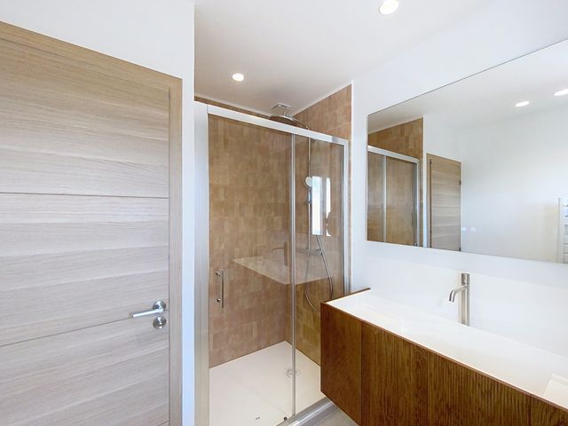 Maison à louer - 5 pièces - 106,36 m2 - Cannes - 06 - PROVENCE-ALPES-COTE-D-AZUR