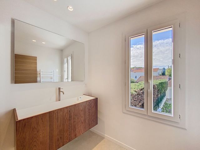 Maison à louer - 5 pièces - 106,36 m2 - Cannes - 06 - PROVENCE-ALPES-COTE-D-AZUR