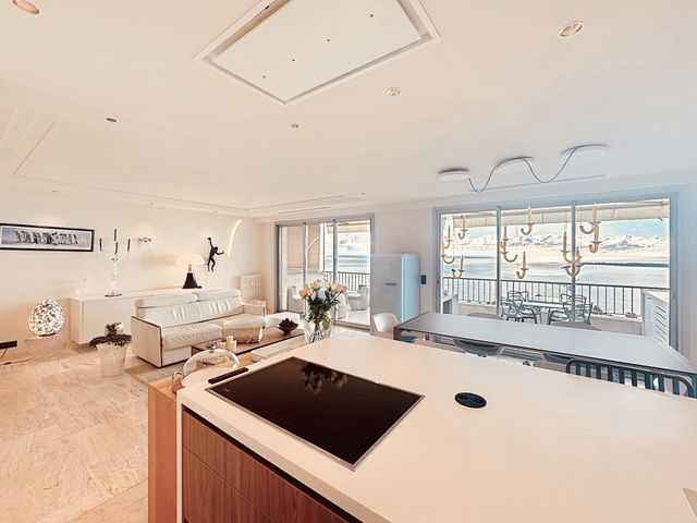Appartement F3 à vendre - 3 pièces - 92 m2 - Cannes - 06 - PROVENCE-ALPES-COTE-D-AZUR