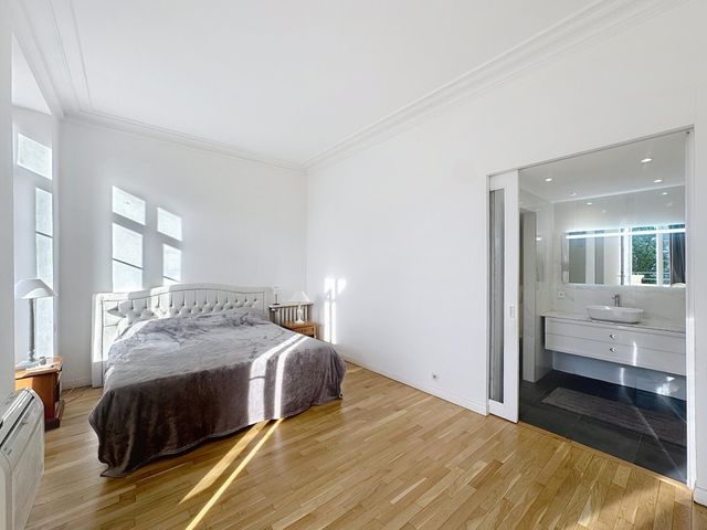 Appartement F5 &agrave; vendre - 5 pi&egrave;ces - 147,26 m2 - Cannes - 06 - PROVENCE-ALPES-COTE-D-AZUR