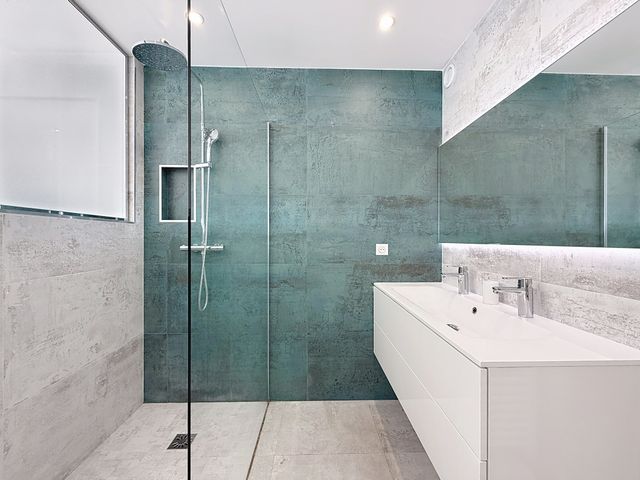 Appartement F4 &agrave; louer - 4 pi&egrave;ces - 85,08 m2 - Cannes - 06 - PROVENCE-ALPES-COTE-D-AZUR