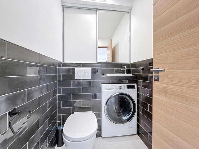 Appartement F4 &agrave; louer - 4 pi&egrave;ces - 85,08 m2 - Cannes - 06 - PROVENCE-ALPES-COTE-D-AZUR