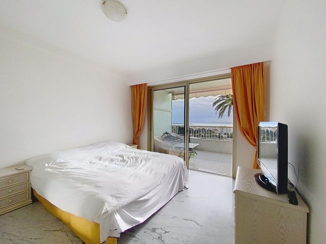 Appartement F3 &agrave; louer - 3 pi&egrave;ces - 83 m2 - Cannes - 06 - PROVENCE-ALPES-COTE-D-AZUR