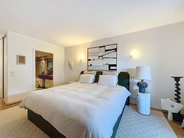 Appartement F3 &agrave; louer - 3 pi&egrave;ces - 99,91 m2 - Cannes - 06 - PROVENCE-ALPES-COTE-D-AZUR