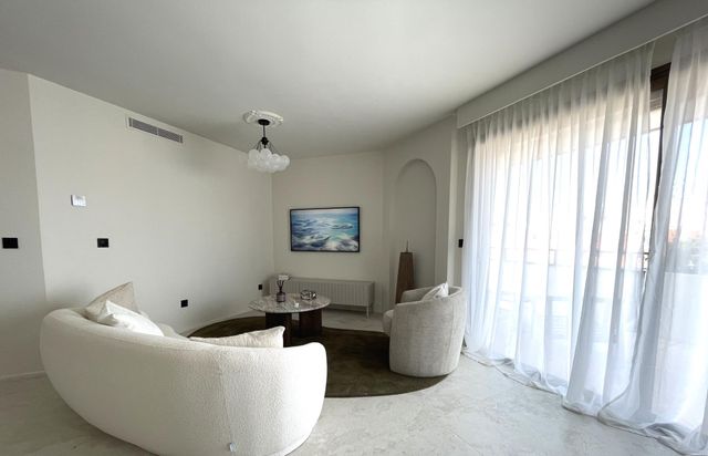 Appartement F4 &agrave; vendre - 4 pi&egrave;ces - 83 m2 - Cannes - 06 - PROVENCE-ALPES-COTE-D-AZUR
