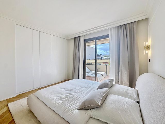 Appartement F4 &agrave; vendre - 4 pi&egrave;ces - 83 m2 - Cannes - 06 - PROVENCE-ALPES-COTE-D-AZUR