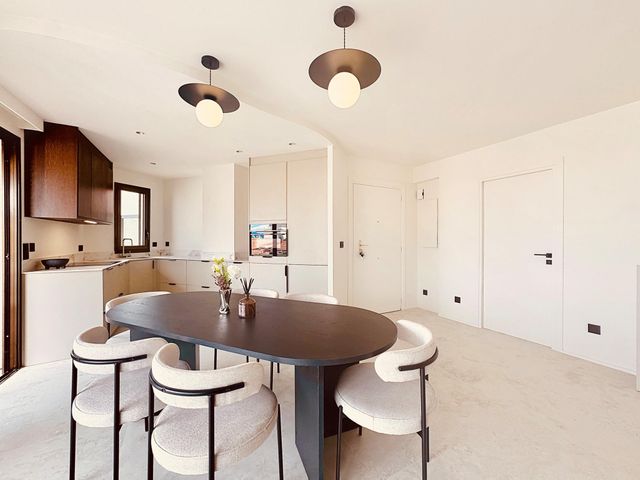 Appartement F4 &agrave; vendre - 4 pi&egrave;ces - 83 m2 - Cannes - 06 - PROVENCE-ALPES-COTE-D-AZUR