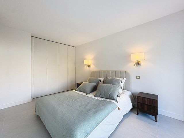 Appartement F4 &agrave; vendre - 4 pi&egrave;ces - 98,04 m2 - Cannes - 06 - PROVENCE-ALPES-COTE-D-AZUR