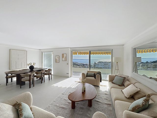 Appartement F4 &agrave; vendre - 4 pi&egrave;ces - 98,04 m2 - Cannes - 06 - PROVENCE-ALPES-COTE-D-AZUR
