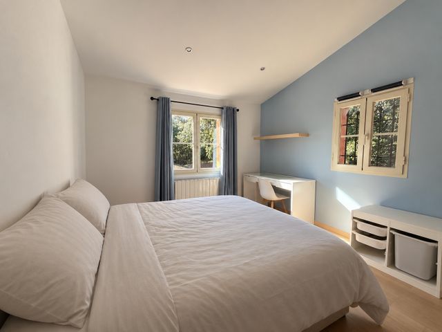 Maison &agrave; louer - 6 pi&egrave;ces - 175,10 m2 - Roquefort Les Pins - 06 - PROVENCE-ALPES-COTE-D-AZUR